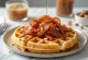Belgisk-amerikansk vaffel med ahornsirup og bacon