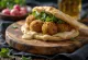 Falafel pita med sprøde kikærtekugler og tahini