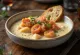 Cullen Skink med chorizo, rig og cremet skotsk fiskesuppe.